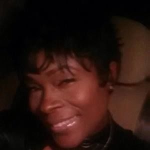 Meet your Posher, Leanna