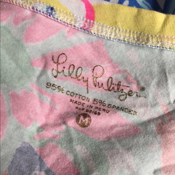 SOLD 🌺 Lilly Pulitzer Casa Banana Michele T shirt - Picture 8 of 8