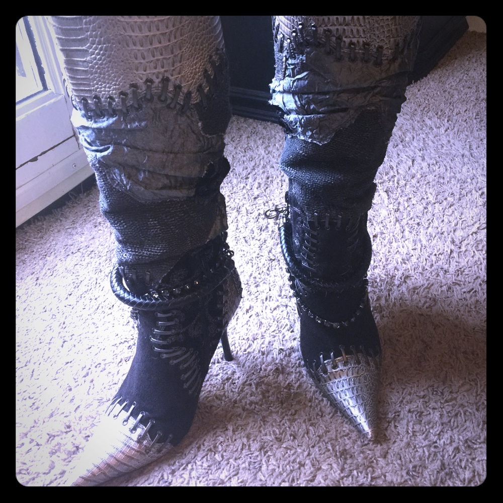 Wild Rose fashion boots