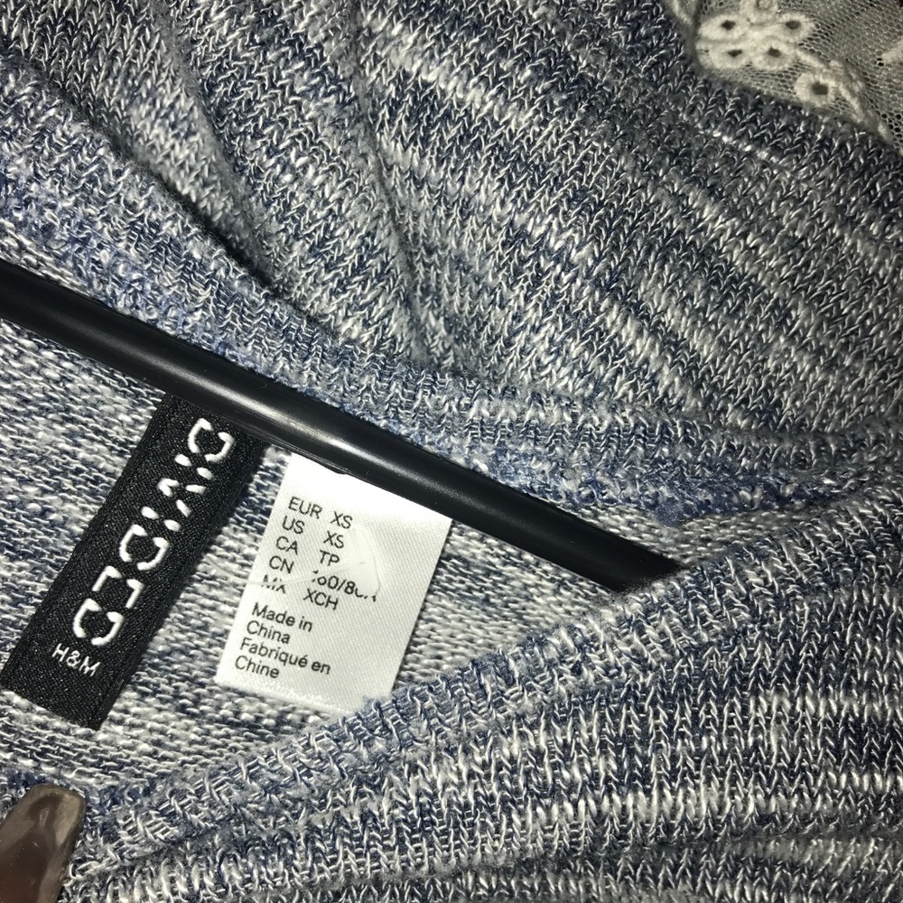 blue/ grey sweater w lace trim