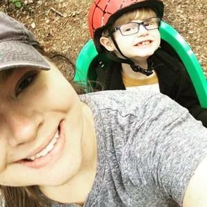 Meet your Posher, Andrea