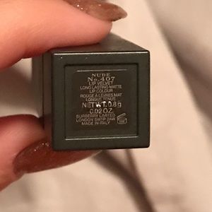 Burberry Nude lipstick