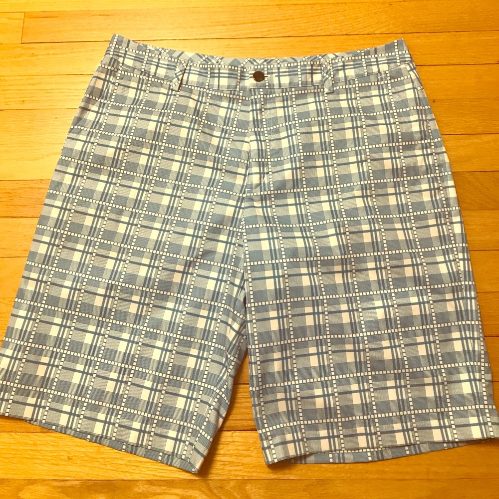 Men's Adidas Flat Front Golf Shorts - Size 36