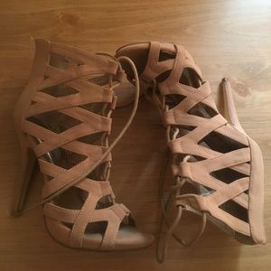 Bownilel Nude Heels