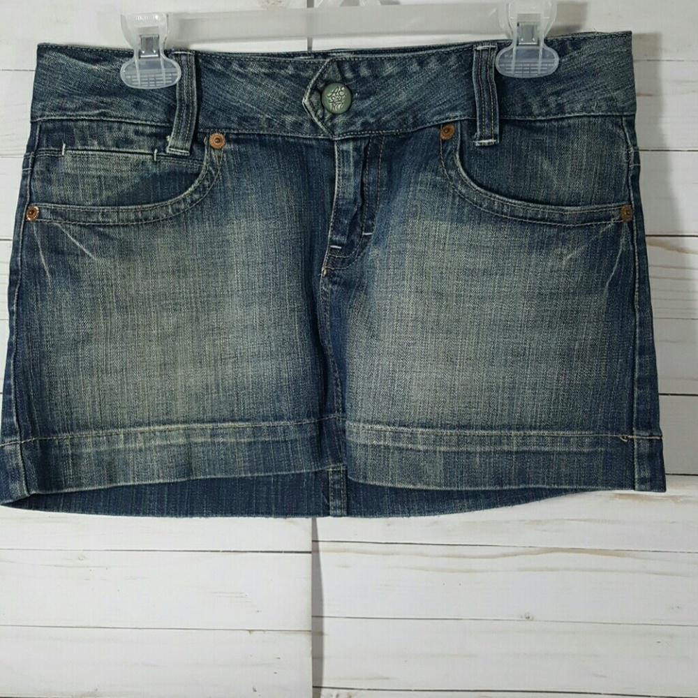 American Eagle Jean skirt Size 6