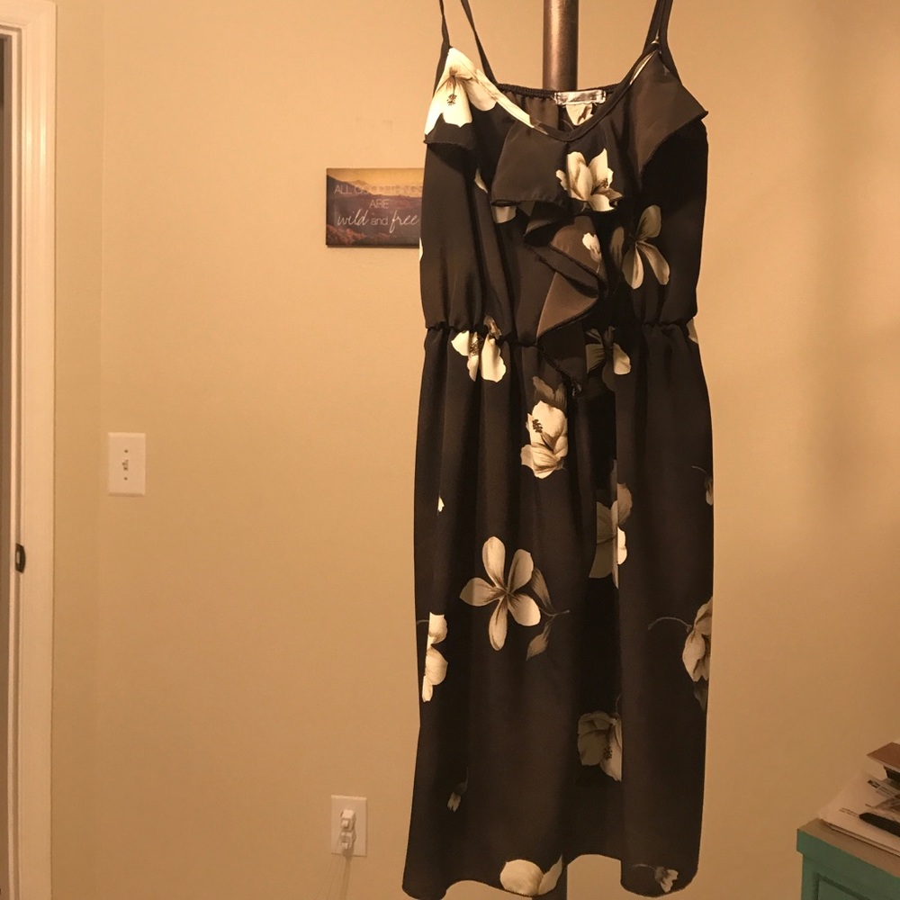 Flowy dress with flowers