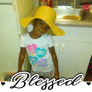 Meet your Posher, Angela