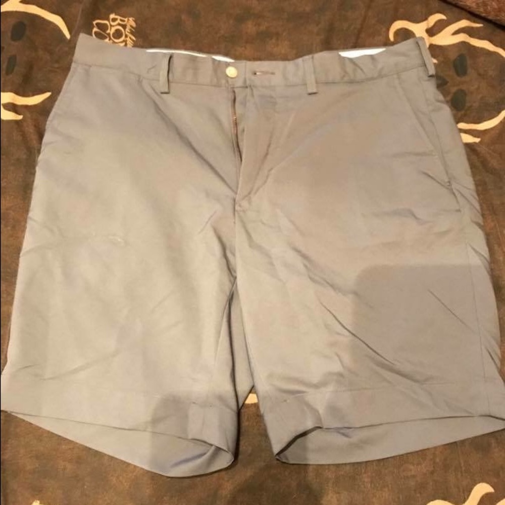 Grey Nike golf shorts