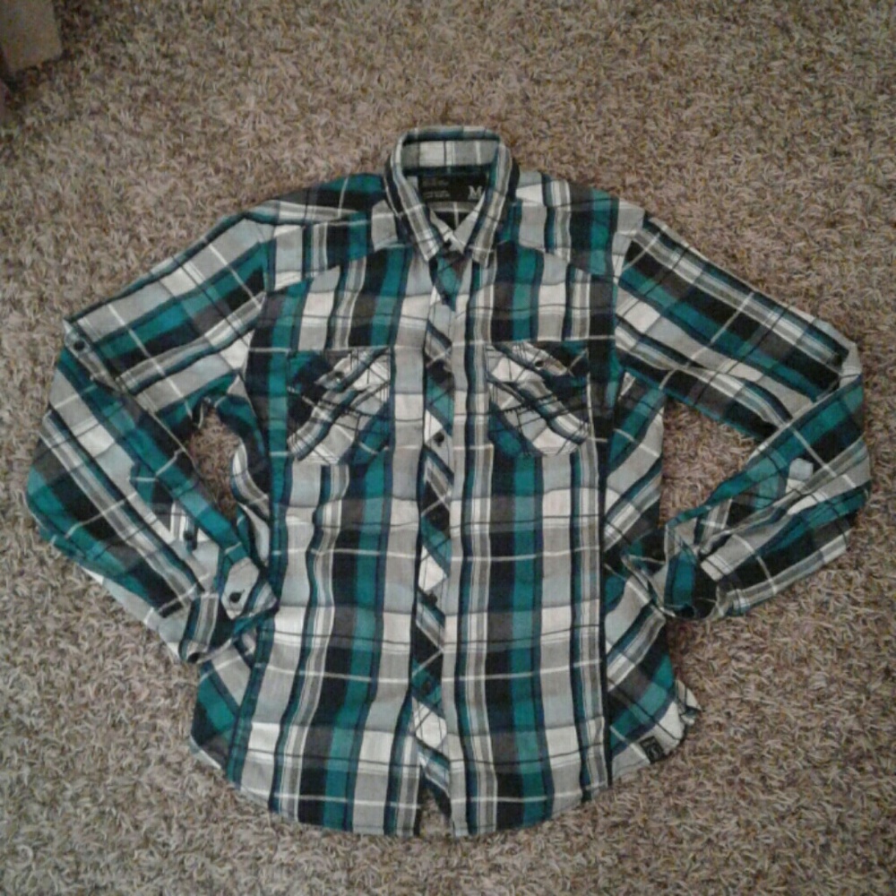 Mens plaid shirt, medium
