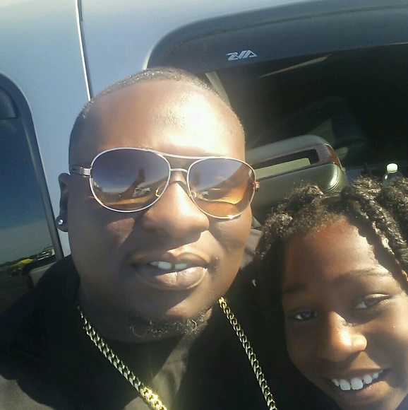 Meet your Posher, Richard - Picture 1 of 1