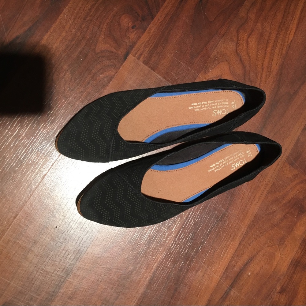 TOMS Everyday Flats