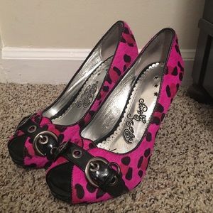 Funky Monkey pink leopard heels