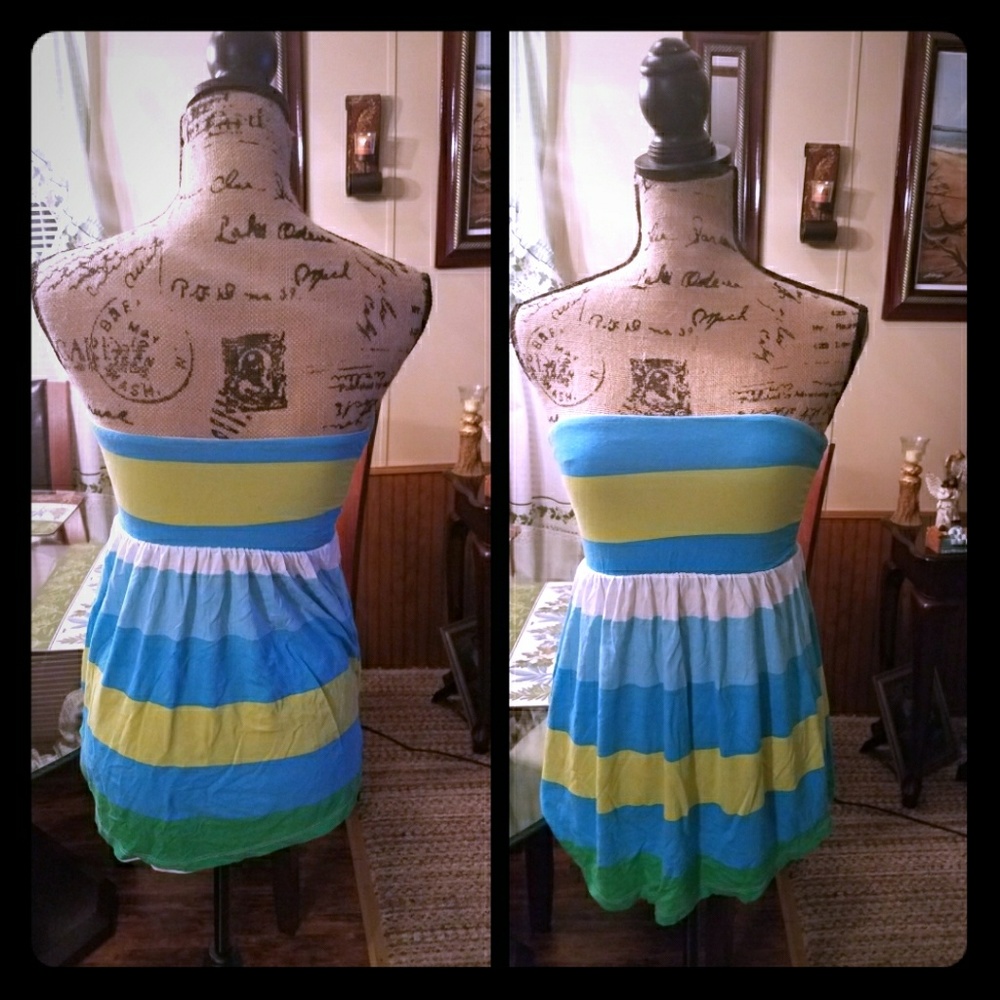 A New York and Company crop top shirt