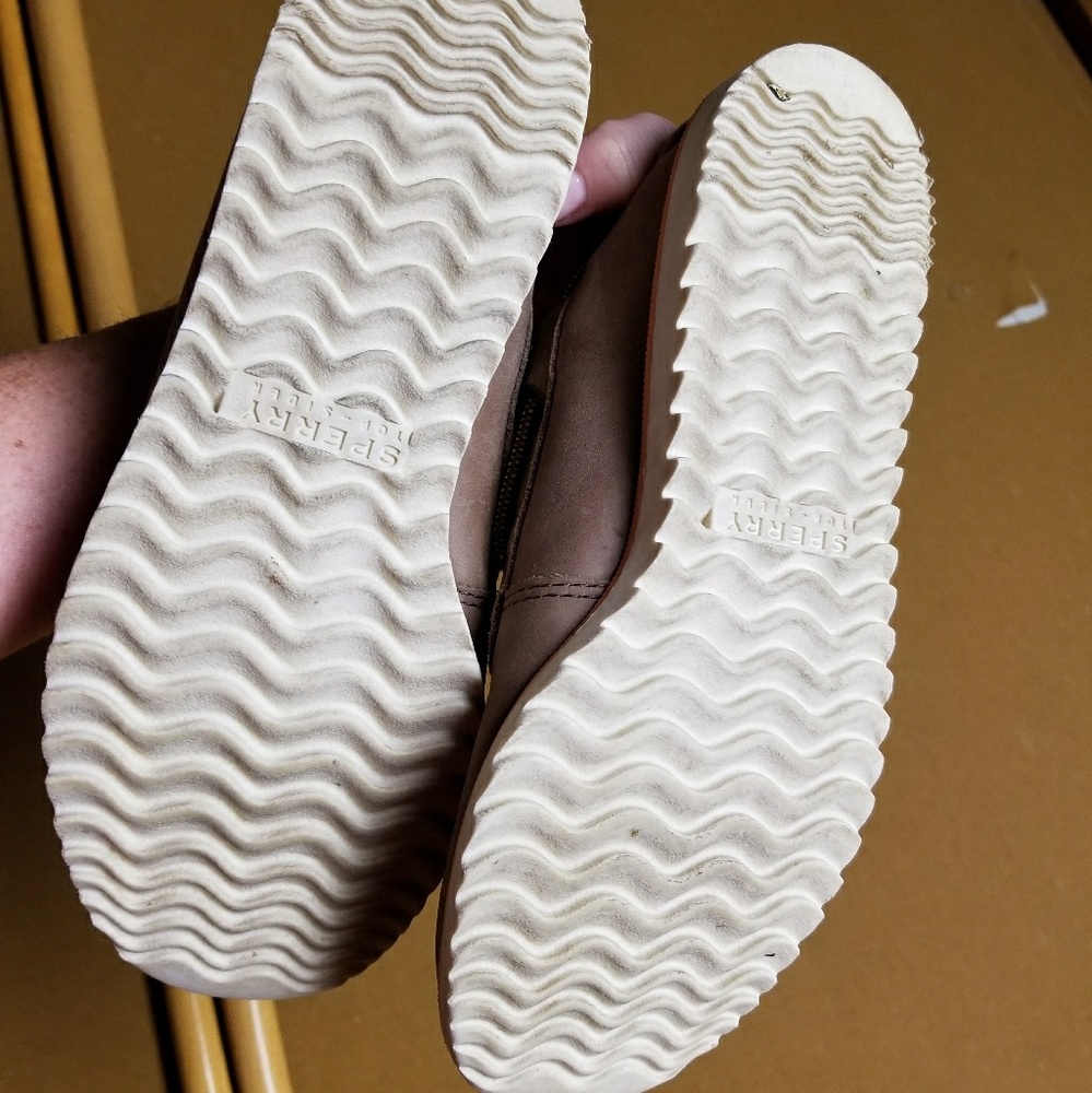 Sperrys - Picture 3 of 4