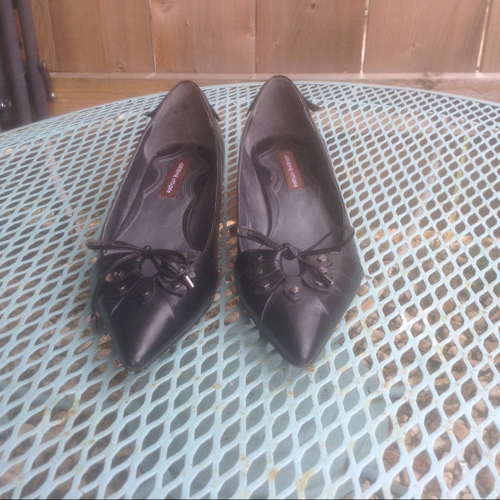 Adrienne Vittadini Pointed Toe Kitten Heel