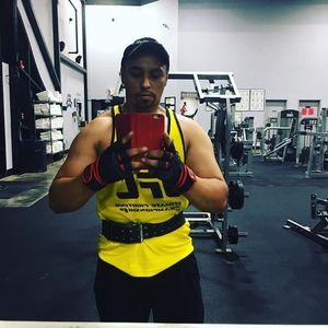 Meet your Posher, Fernando clemente