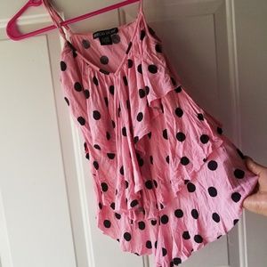 🔴 3 for $15 SALE.. Ruffled front top