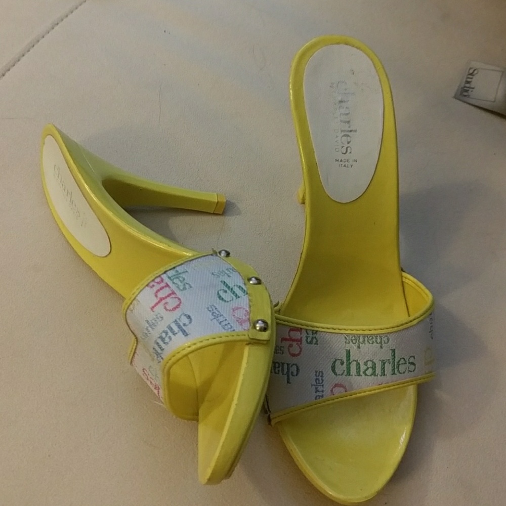Charles by Charles David Heels - Picture 2 of 6