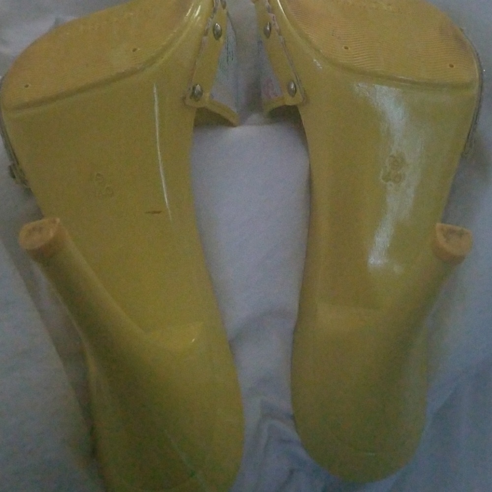 Charles by Charles David Heels - Picture 6 of 6