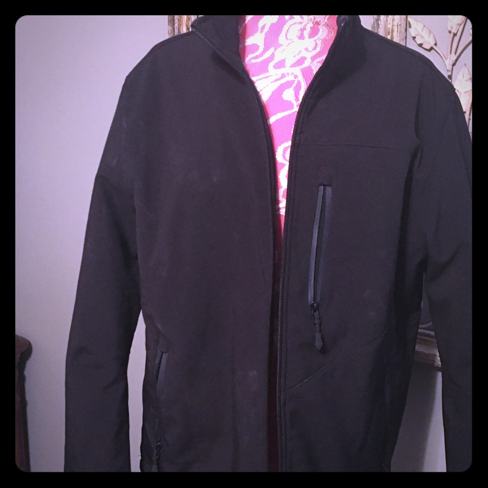 Kirkland Signature Soft Shell Jacket  Sz M men's