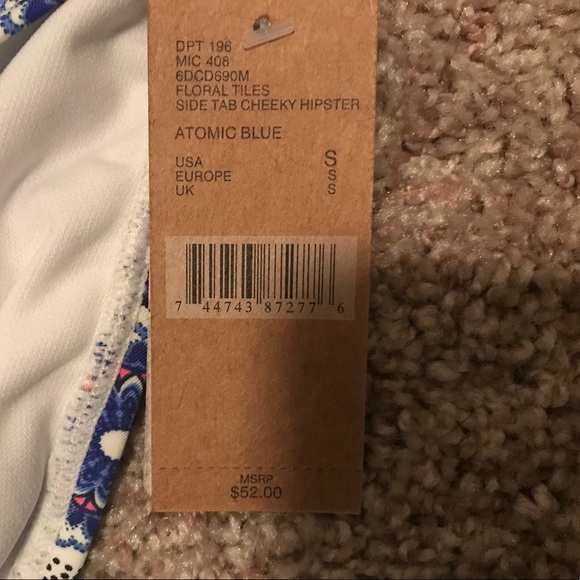 Bikini Set - Picture 2 of 6