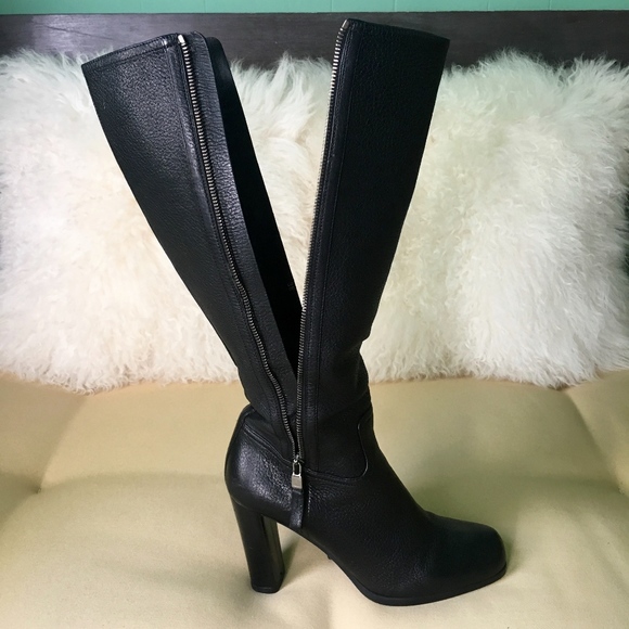 💖SOLD💖 Prada Black Knee High Heel Boots Size 38 - Picture 4 of 8