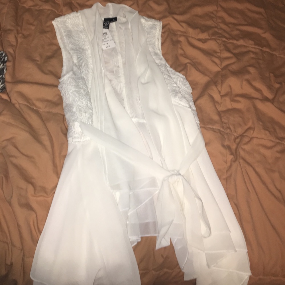 Windsor sleeveless cardigan