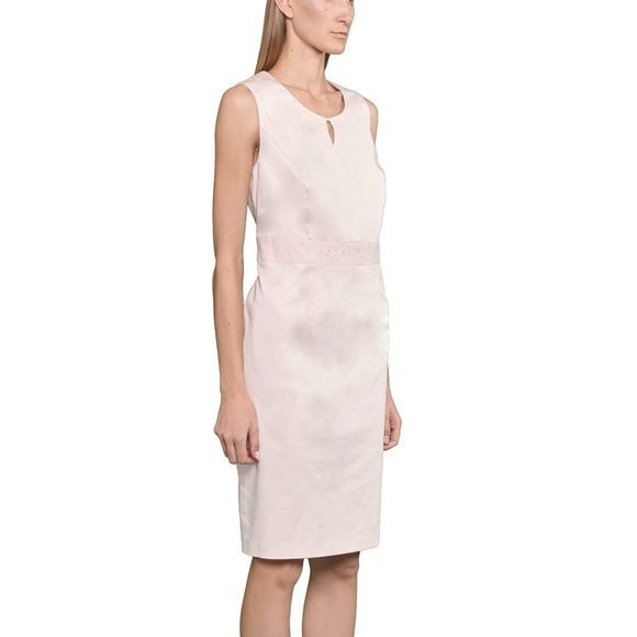 PINK LACE KNEE LENGTH DRESS - Picture 2 of 8