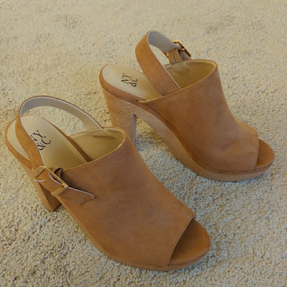 NY&C Tan Suede Heels Size 10