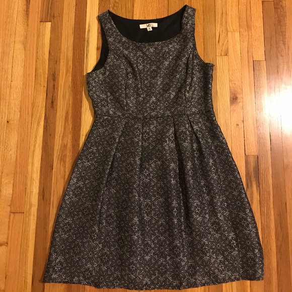 Black dress with silver stitching size m - Picture 1 of 3