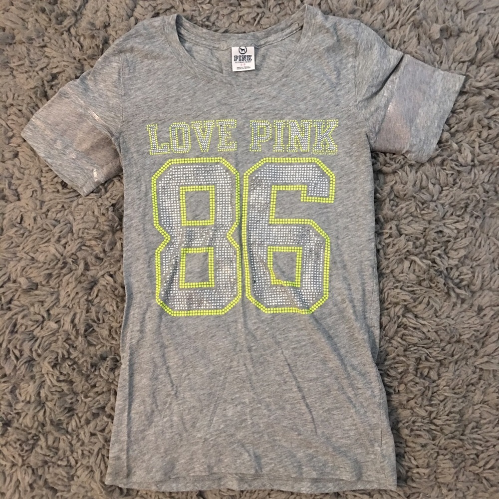 VS PINK t-shirt