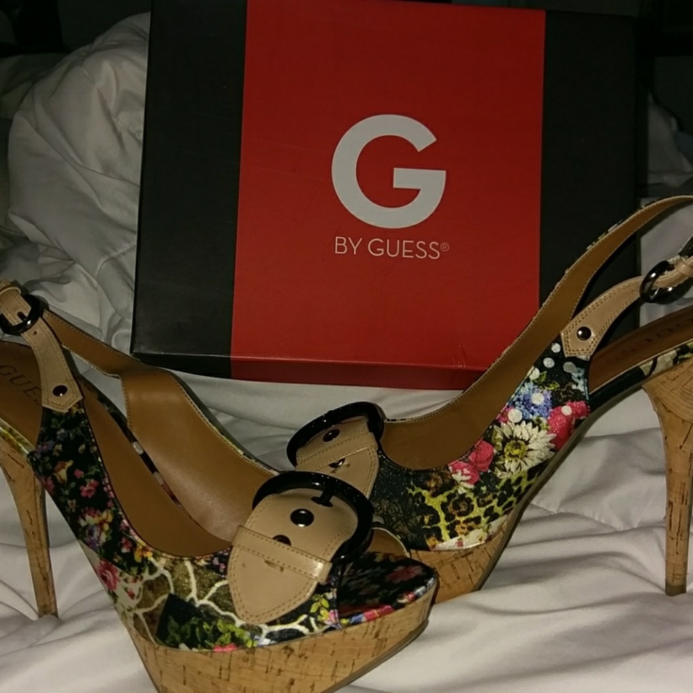 Guess 4" with 1" platform heels