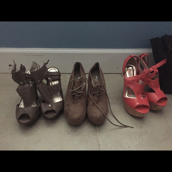 Heels size 6 - Picture 1 of 5