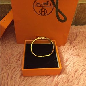 💯% Authentic Clic Clac Hermes Bracelet💥