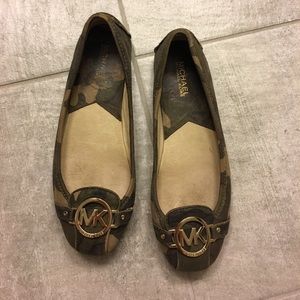 Camo printed Michael Kors flats