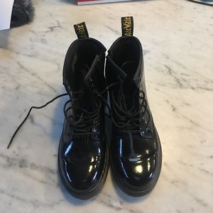 AUTHENTIC DR. MARTENS black patent leather