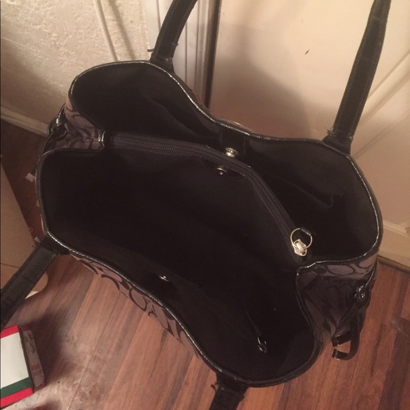 Purse - Picture 4 of 6