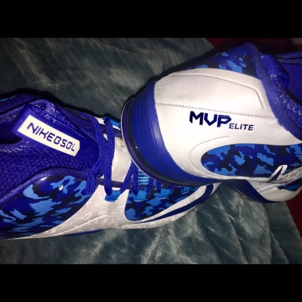 Nike air max elite MVP Cleats