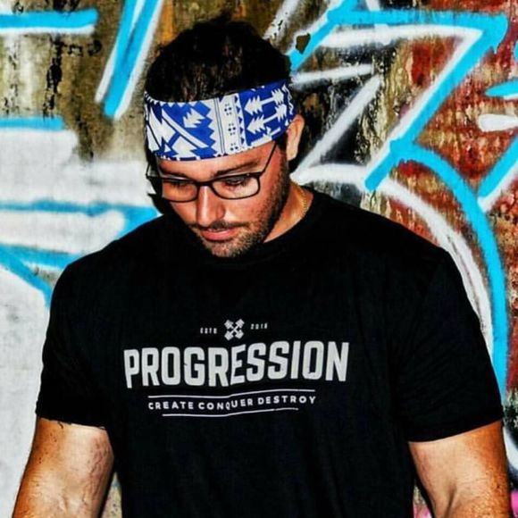 Meet your Posher, Joey - Picture 1 of 1