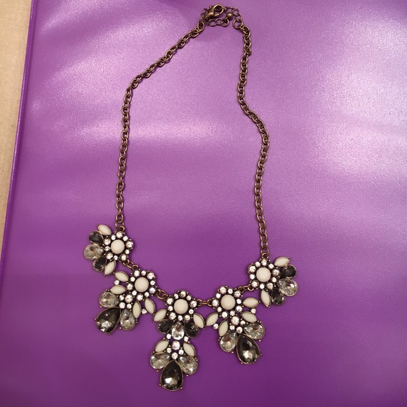 Jewelry - Statement Necklace