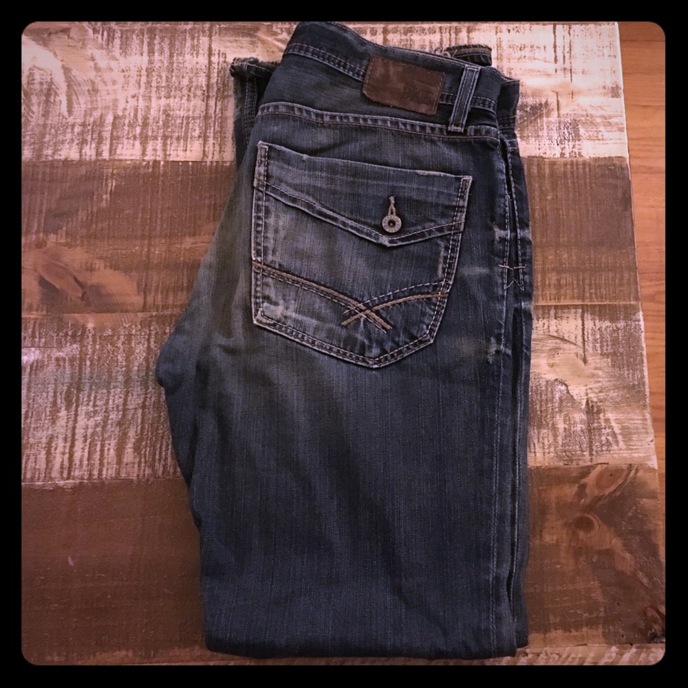 Buckle jeans