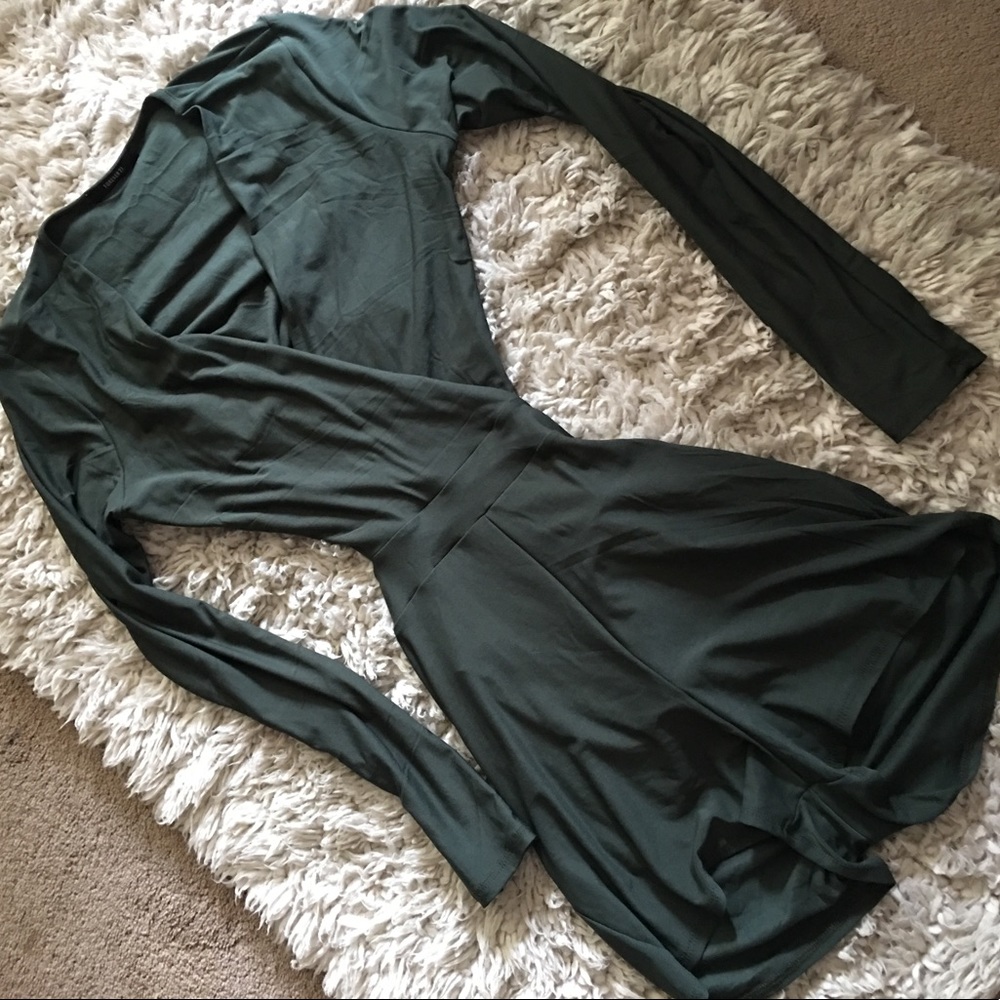 Longsleeve Olive Green Short Suit