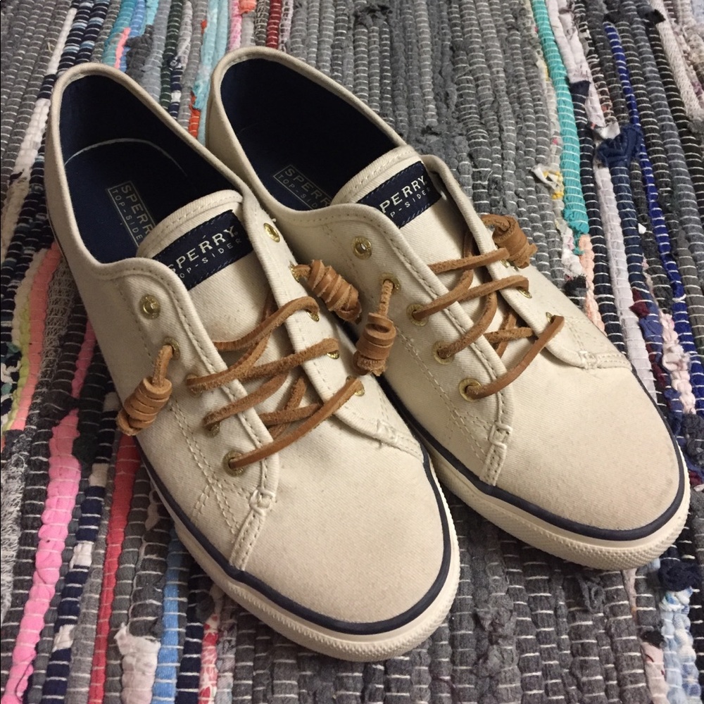 Sperry Sneakers