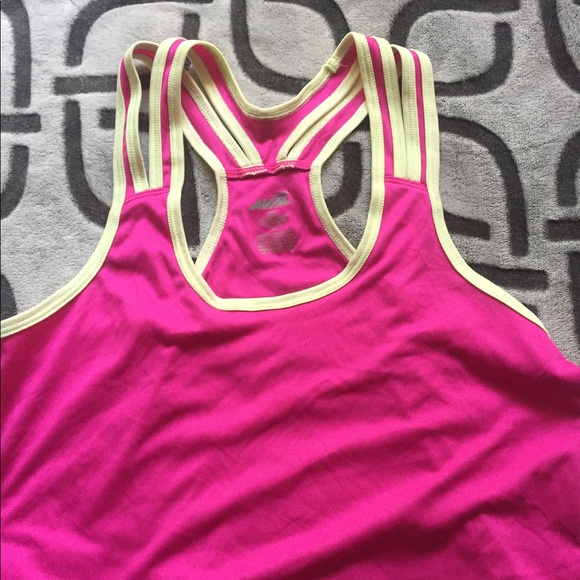 🔥price drop🔥Marika & Avia tank top lot. sizeS - Picture 5 of 8