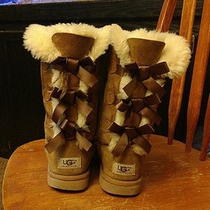 Brown Bailey Bow Girls Boot