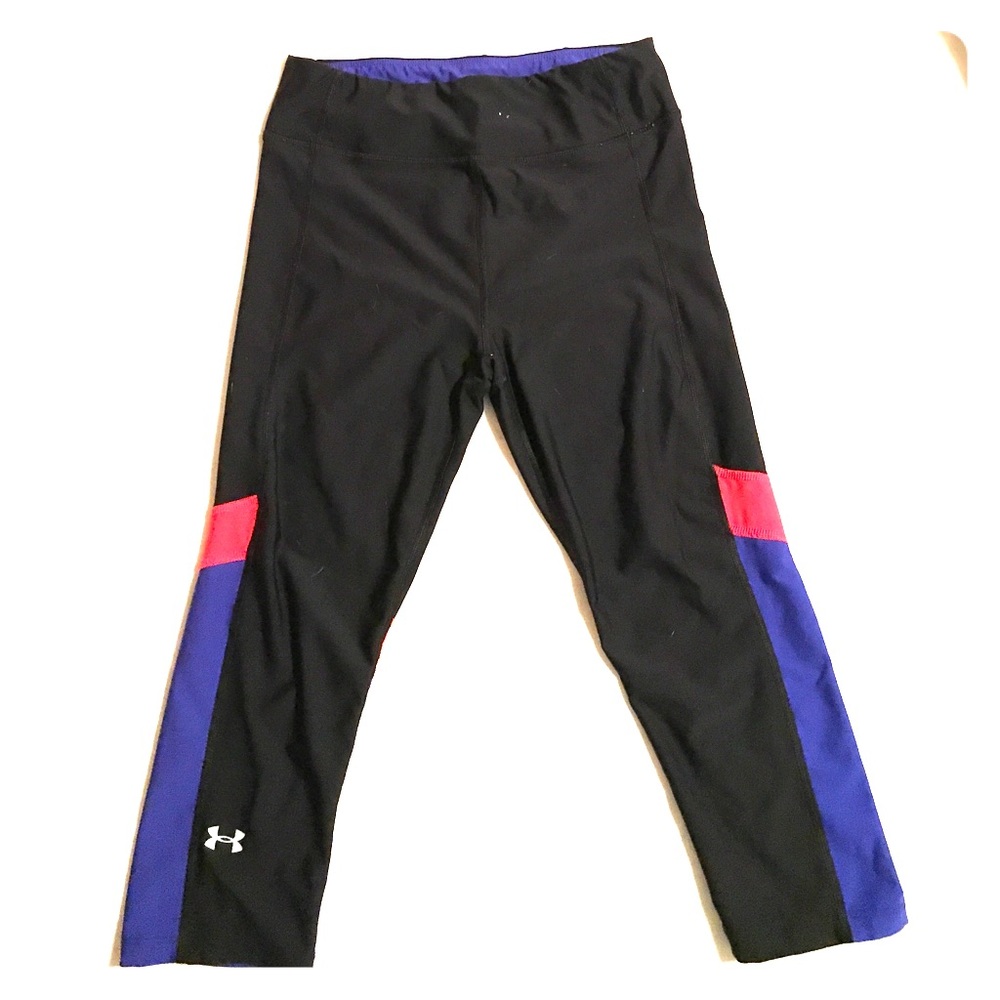 UnderArmor compression crops