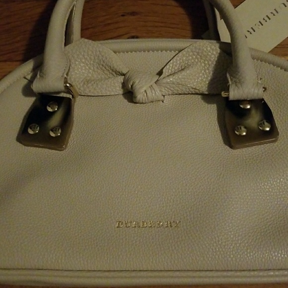 New Burberry Satchel - Picture 2 of 3