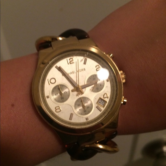 Michael Korea Gold and Tortoise Chain link watch main image 4