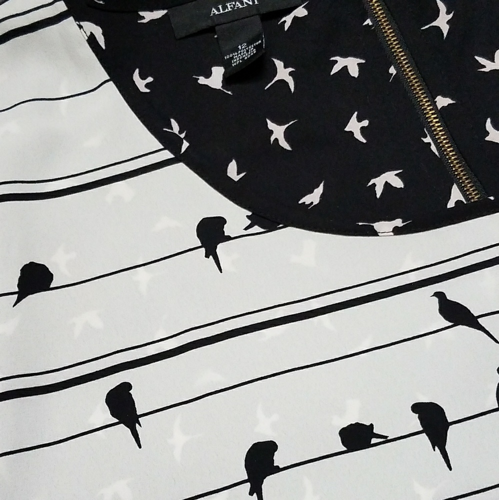 💥ALFANI BIRDS ON A WIRE FLOWY TEE💥