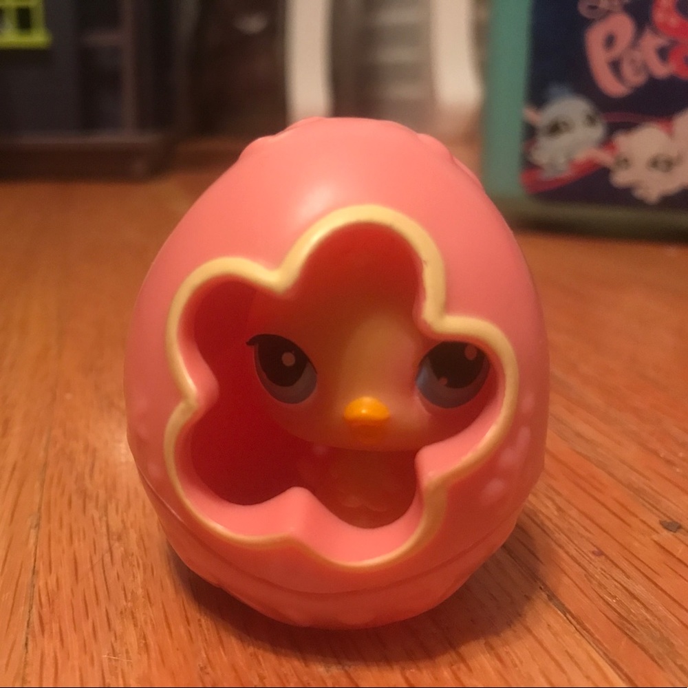 RARE LPS Yellow Bird Figure